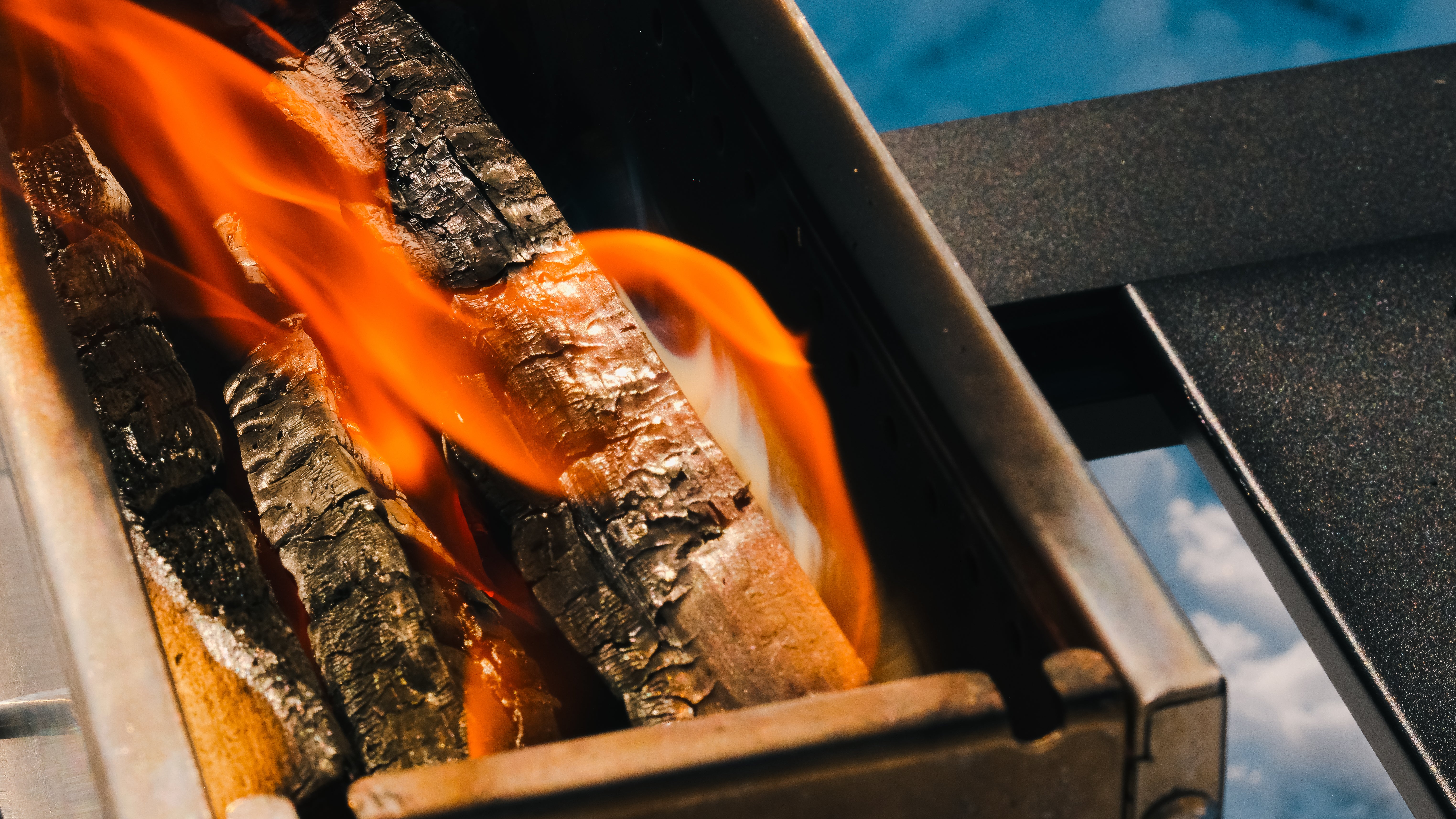 SMOKELESS FIRE PIT BUNDLE